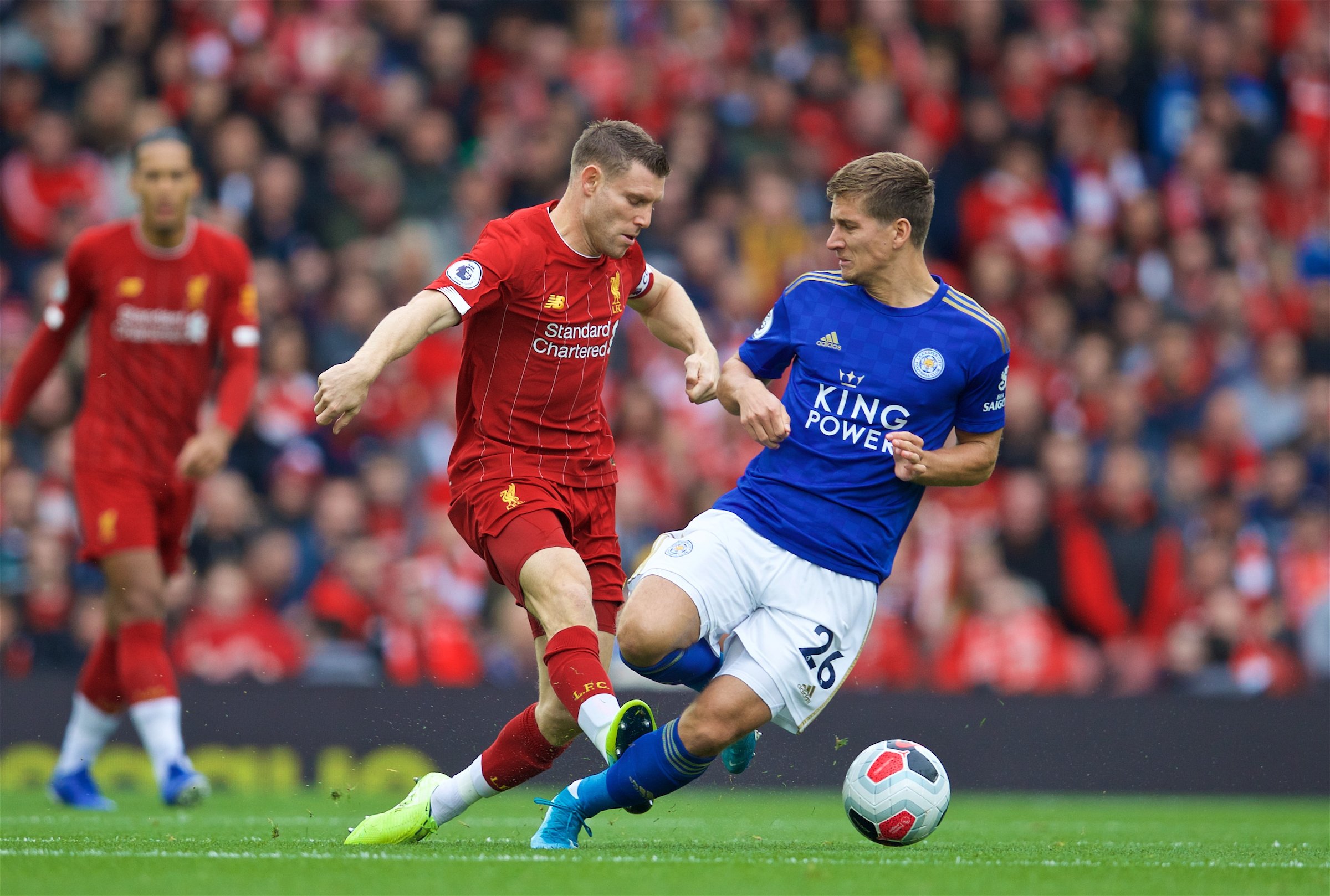 足球评论员 足球评论员